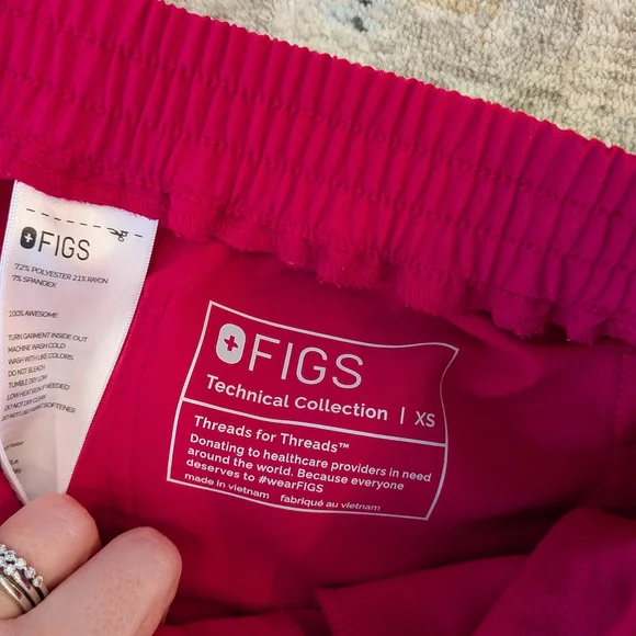 Figs Raspberry Scrub Set Xs - Picture 5 of 6